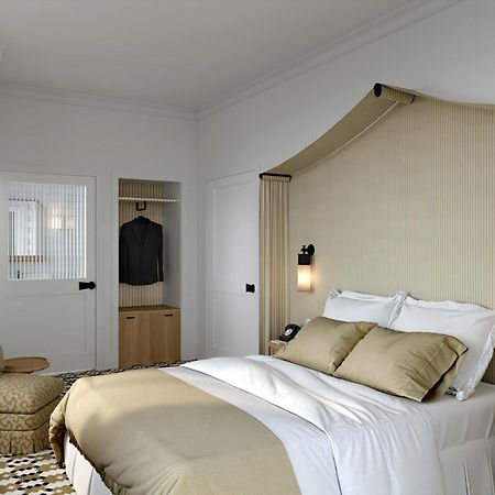 Hotel Noucha Paris Exterior photo